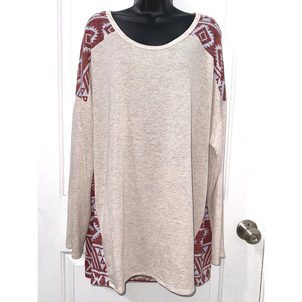 Oddy Aztec print top